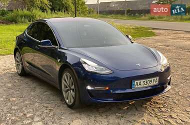 Седан Tesla Model 3 2018 в Сумах