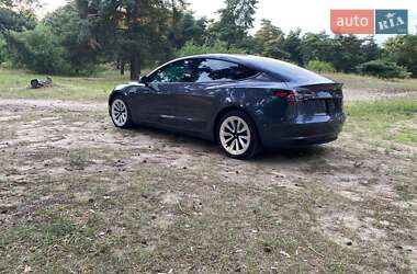 Седан Tesla Model 3 2022 в Днепре