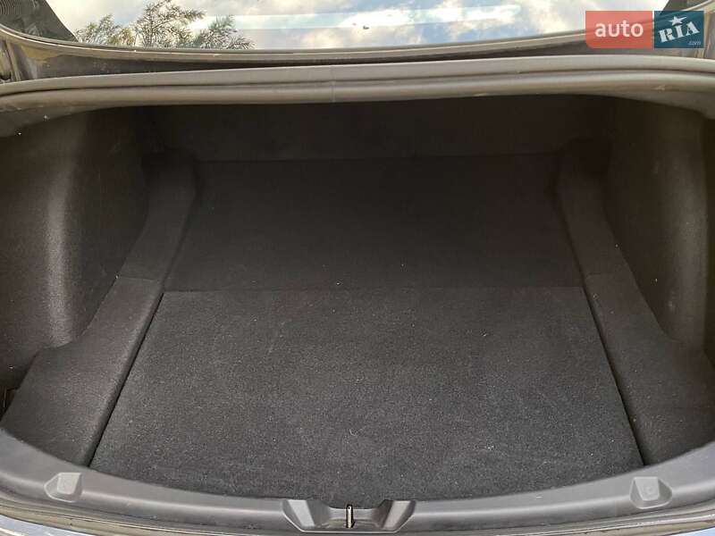 Седан Tesla Model 3 2022 в Дніпрі