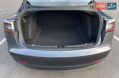Седан Tesla Model 3 2021 в Днепре
