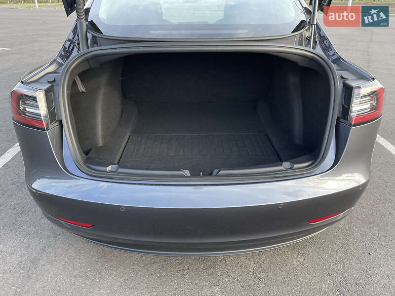 Седан Tesla Model 3 2021 в Дніпрі фото 18 Седан Tesla Model 3 2021 в Дніпрі