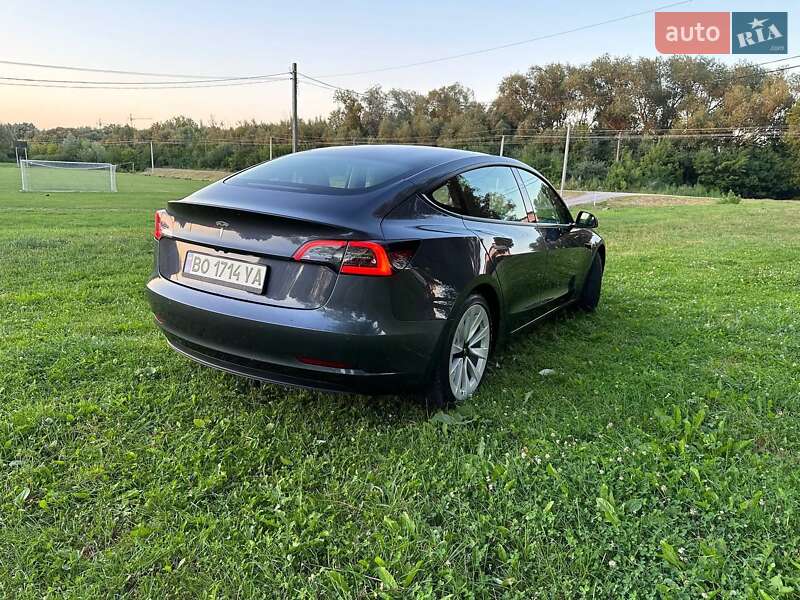 Седан Tesla Model 3 2021 в Тернополі