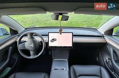 Седан Tesla Model 3 2021 в Тернополе