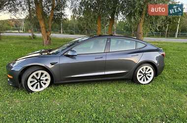 Седан Tesla Model 3 2021 в Тернополе