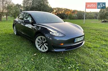 Седан Tesla Model 3 2021 в Тернополе