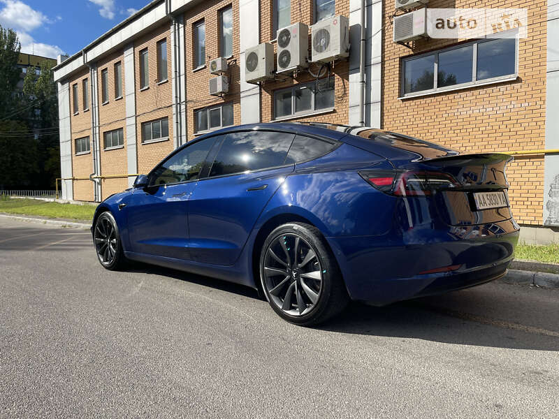 Tesla Model 3 2018