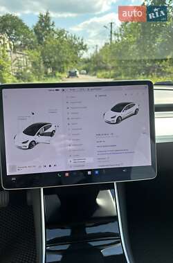 Седан Tesla Model 3 2020 в Харькове