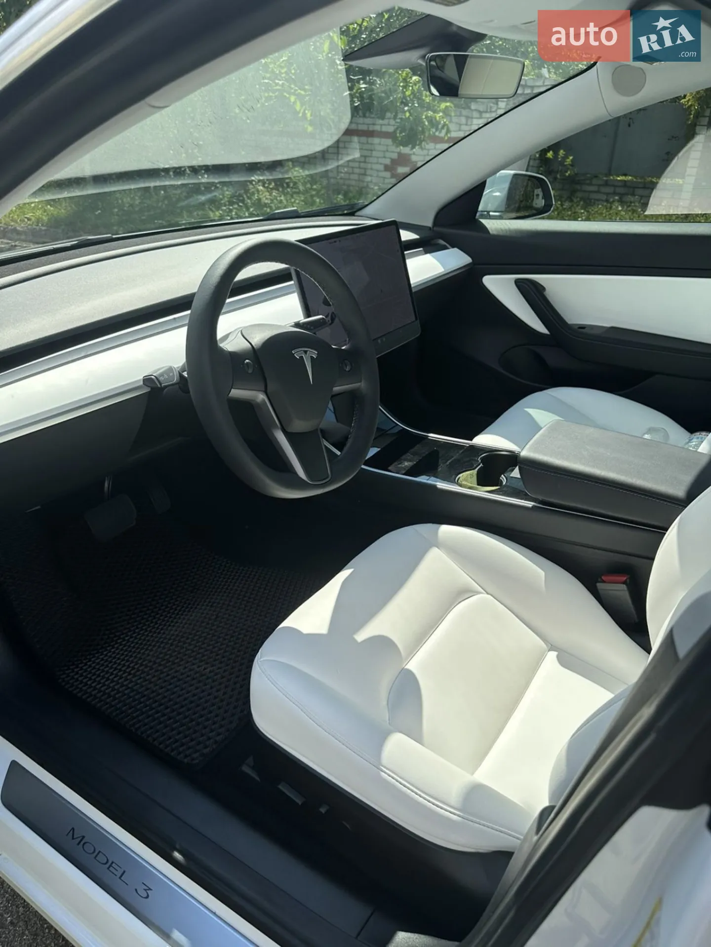 2020 Tesla Model 3 - мініатюра 10
