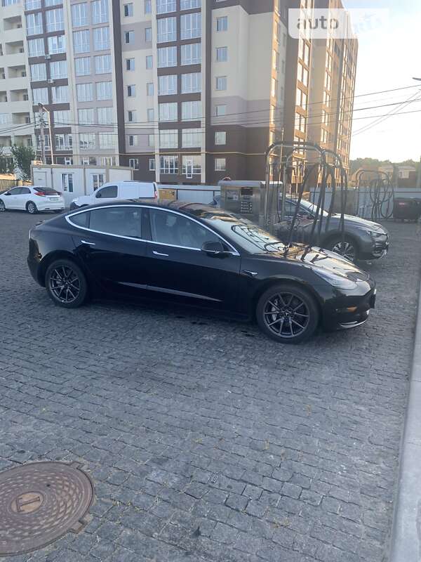 Седан Tesla Model 3 2018 в Обухове