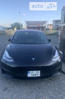 Седан Tesla Model 3 2018 в Обухове