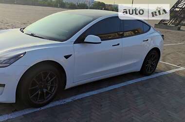 Седан Tesla Model 3 2019 в 