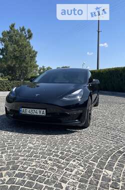 Седан Tesla Model 3 2021 в Днепре