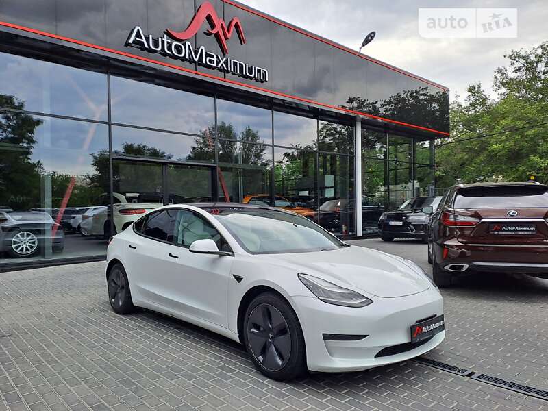 Tesla Model 3 2018