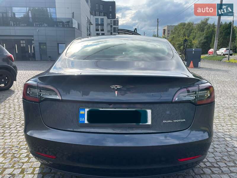 Седан Tesla Model 3 2020 в Львове фото 30 Седан Tesla Model 3 2020 в Львове