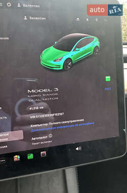 Седан Tesla Model 3 2022 в Виннице