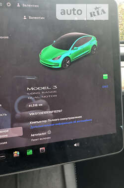 Седан Tesla Model 3 2022 в Виннице