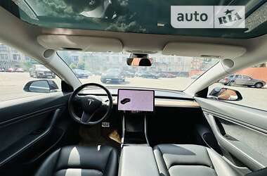 Седан Tesla Model 3 2018 в 