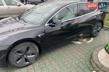 Седан Tesla Model 3 2019 в Києві