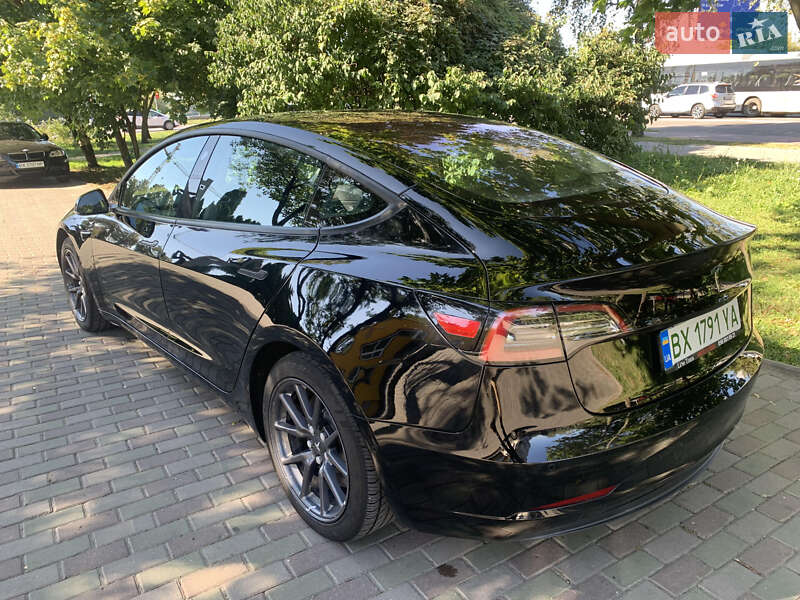 Седан Tesla Model 3 2018 в Хмельницькому
