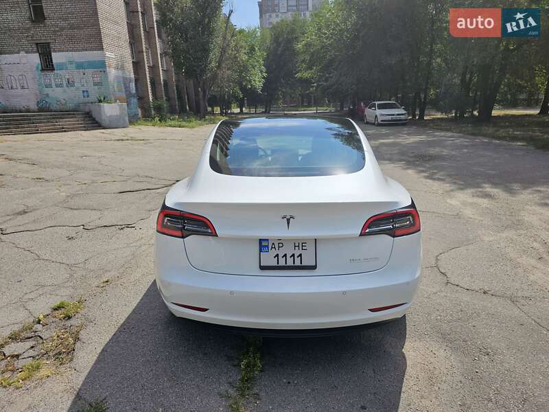 Седан Tesla Model 3 2018 в Запорожье