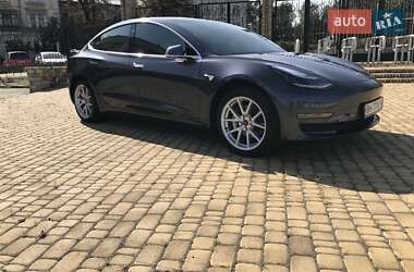 Седан Tesla Model 3 2018 в Одессе