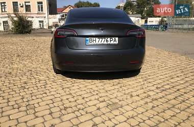 Седан Tesla Model 3 2018 в Одессе