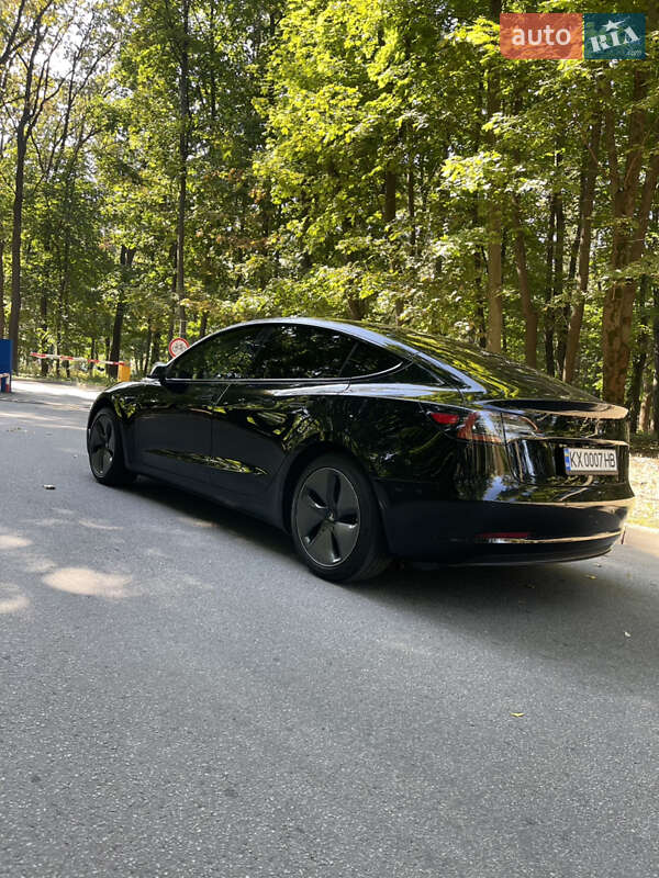 Седан Tesla Model 3 2018 в Харкові