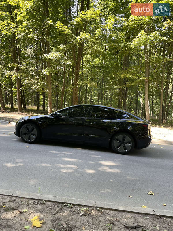Седан Tesla Model 3 2018 в Харкові