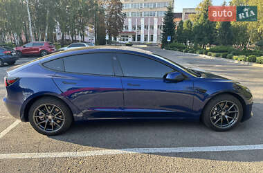 Седан Tesla Model 3 2023 в Сумах