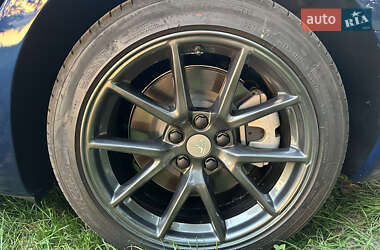 Седан Tesla Model 3 2023 в Сумах