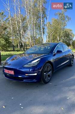 Седан Tesla Model 3 2019 в 