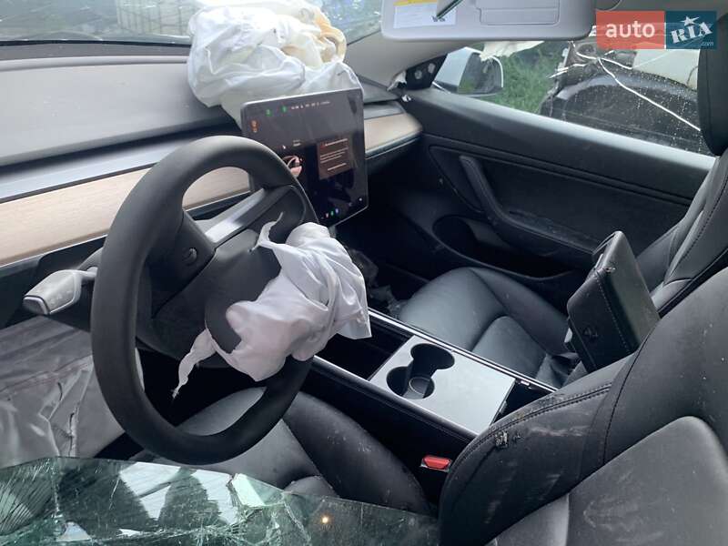 Седан Tesla Model 3 2021 в Харькове