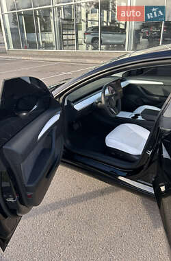 Седан Tesla Model 3 2021 в Белой Церкви