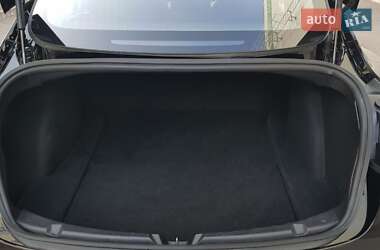 Седан Tesla Model 3 2018 в Киеве