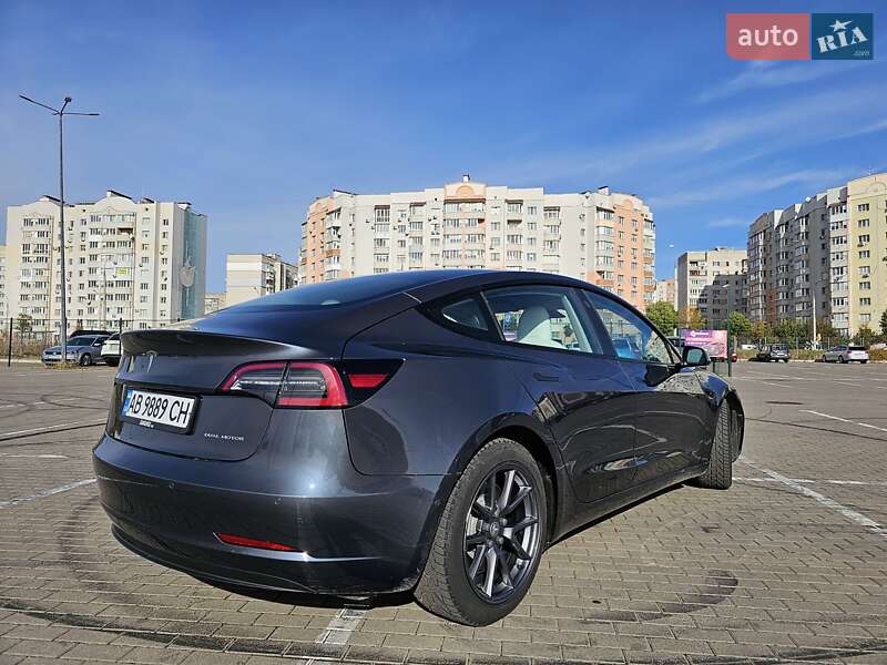Седан Tesla Model 3 2022 в Вінниці