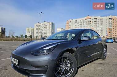Седан Tesla Model 3 2022 в Вінниці