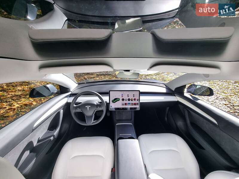 Седан Tesla Model 3 2022 в Вінниці
