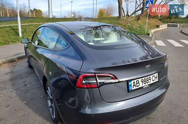 Седан Tesla Model 3 2022 в Вінниці
