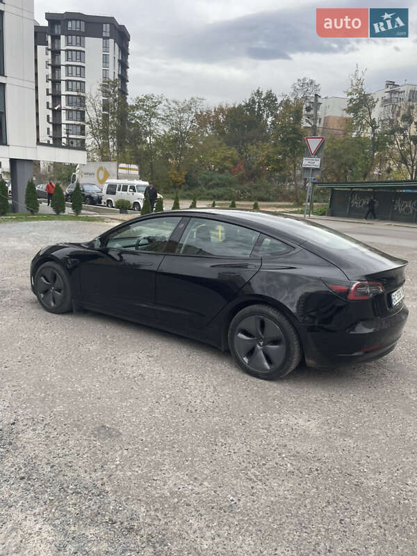 Седан Tesla Model 3 2019 в Львове