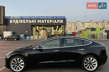 Седан Tesla Model 3 2018 в Первомайске