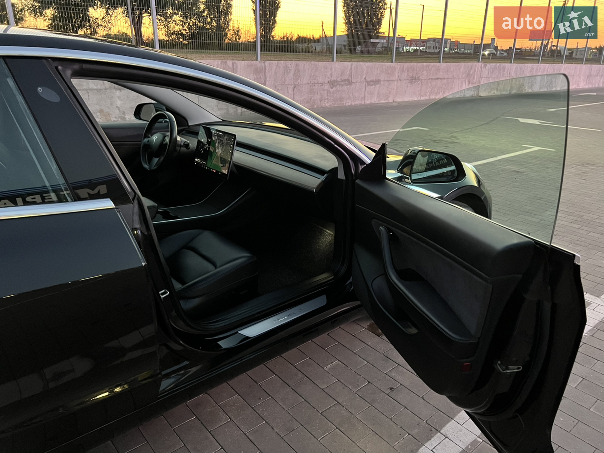 2018 Tesla Model 3 - мініатюра 24