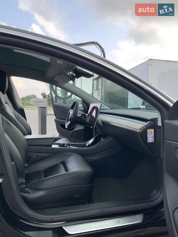 Седан Tesla Model 3 2019 в Калуші фото 11 Седан Tesla Model 3 2019 в Калуші