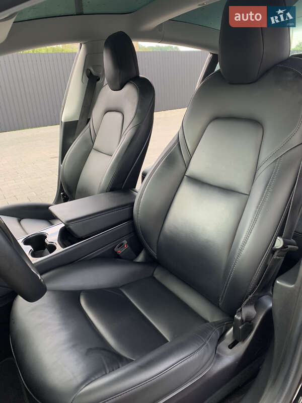 Седан Tesla Model 3 2019 в Калуші фото 18 Седан Tesla Model 3 2019 в Калуші