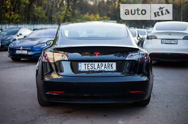 Седан Tesla Model 3 2018 в 