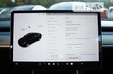 Седан Tesla Model 3 2018 в 