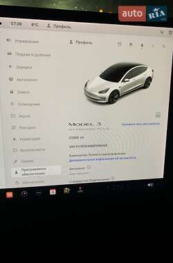 Седан Tesla Model 3 2021 в Львове