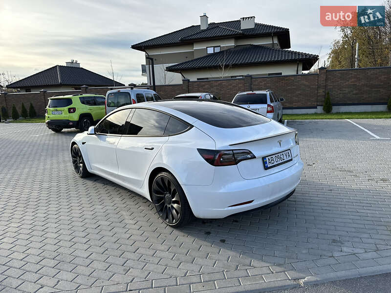 Седан Tesla Model 3 2020 в Виннице