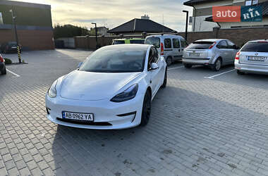 Седан Tesla Model 3 2020 в Виннице