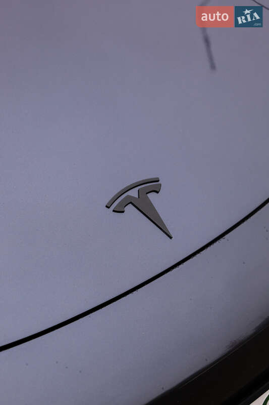 Седан Tesla Model 3 2022 в Києві