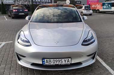 Седан Tesla Model 3 2018 в 
